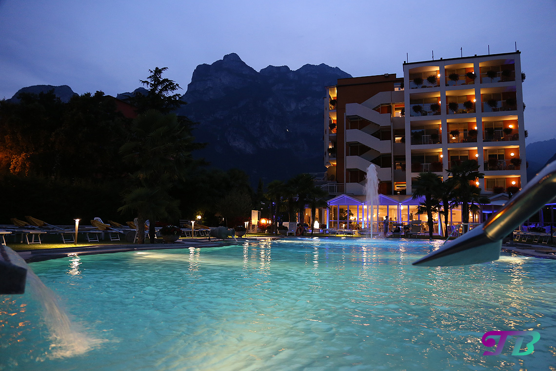 Italien Gardasee Riva Hotel Savoy Palace Fontäne Pool